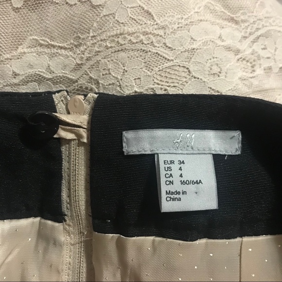 Creamy lace H&M Skirt - Picture 4 of 8